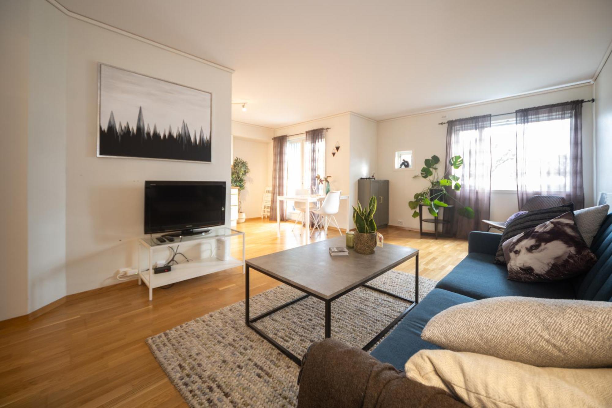 Supersentral 3-Roms Leilighet Med Parkering I Garasje Haugesund Exteriör bild